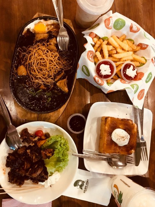 tempat makan kuantan