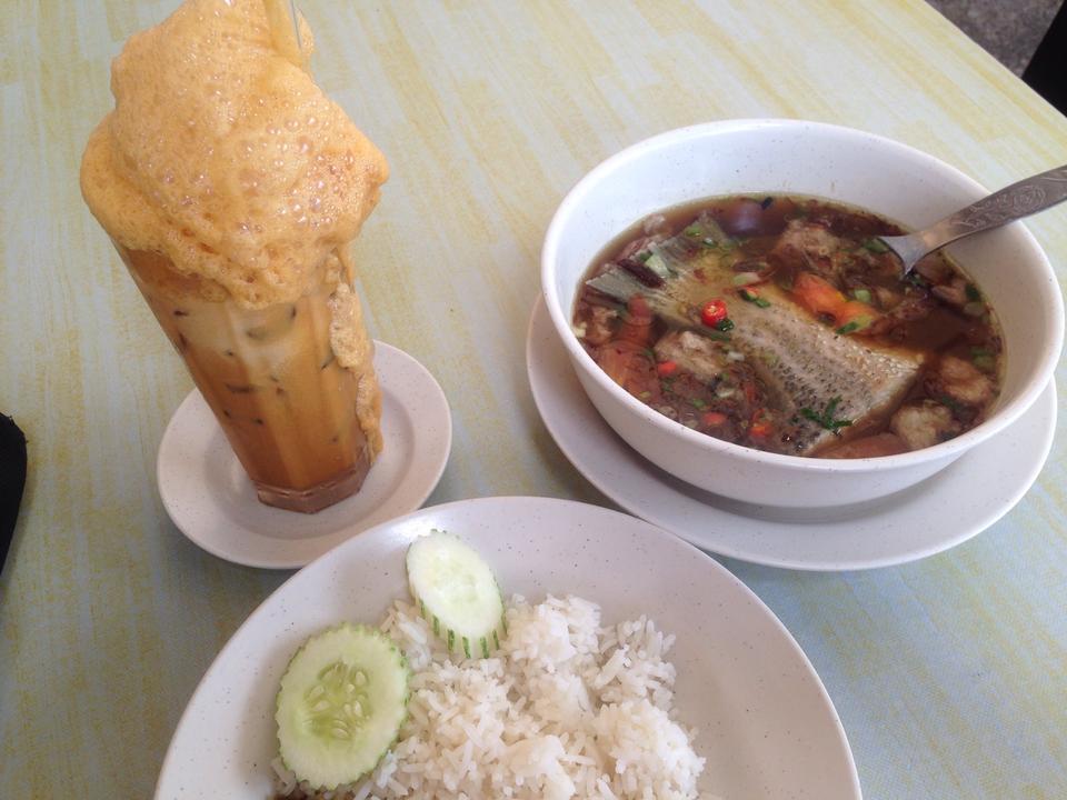Warung Pak Mat Pulau Pisang
