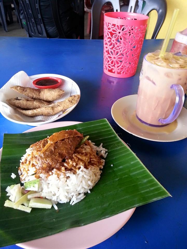Nasi Dagang Mok Ngoh Chendering