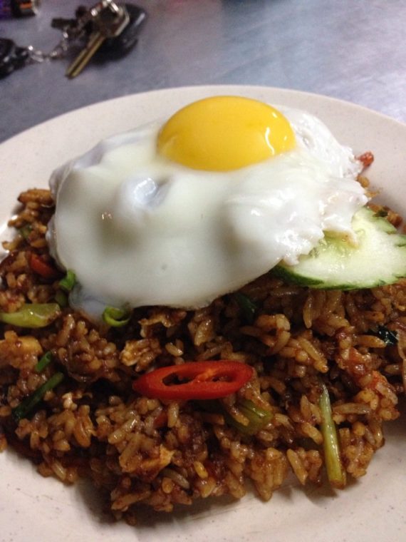 nasi goreng @ hot hot