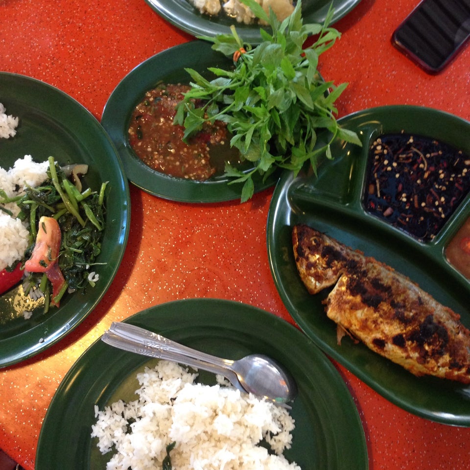 restoran gerak 23