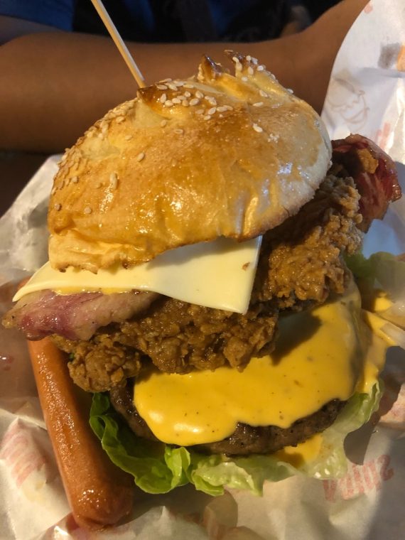 BURGER BAKAR KAW KAW wangsa maju