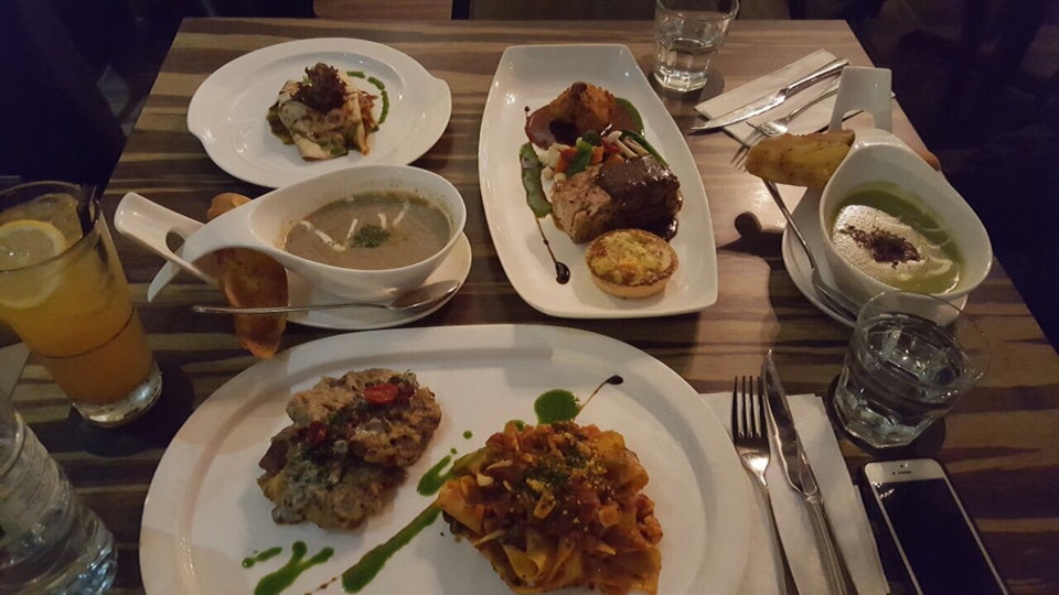 Pinggan steak barbeku dari Laman Grill