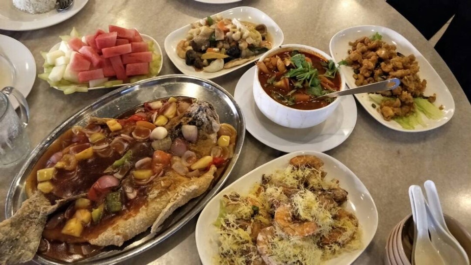 Masakan Red Wok Restaurant