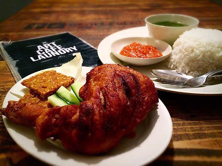 Art Laundry Cafe