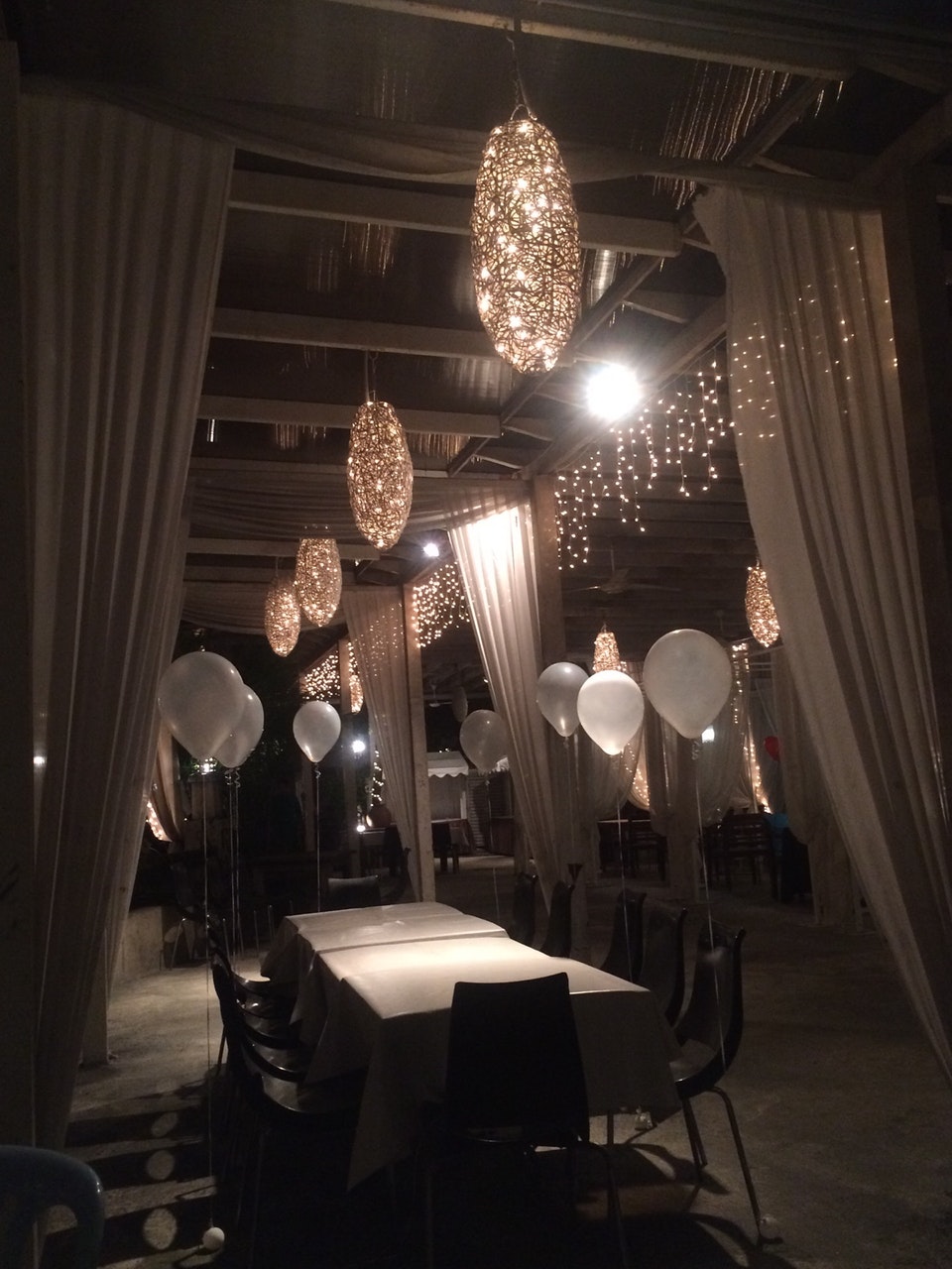 Bora Ombak Café & Restaurant