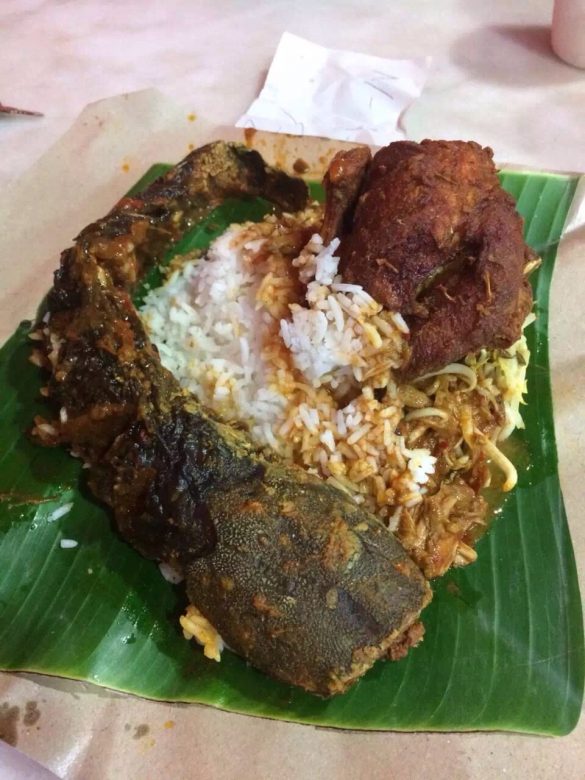 nasi lauk ikan keli goreng @ Restoran Pohon Nako