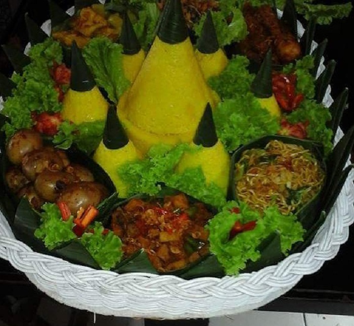 Senarai 9 tempat makan halal dan sedap di Bali untuk pelancong.