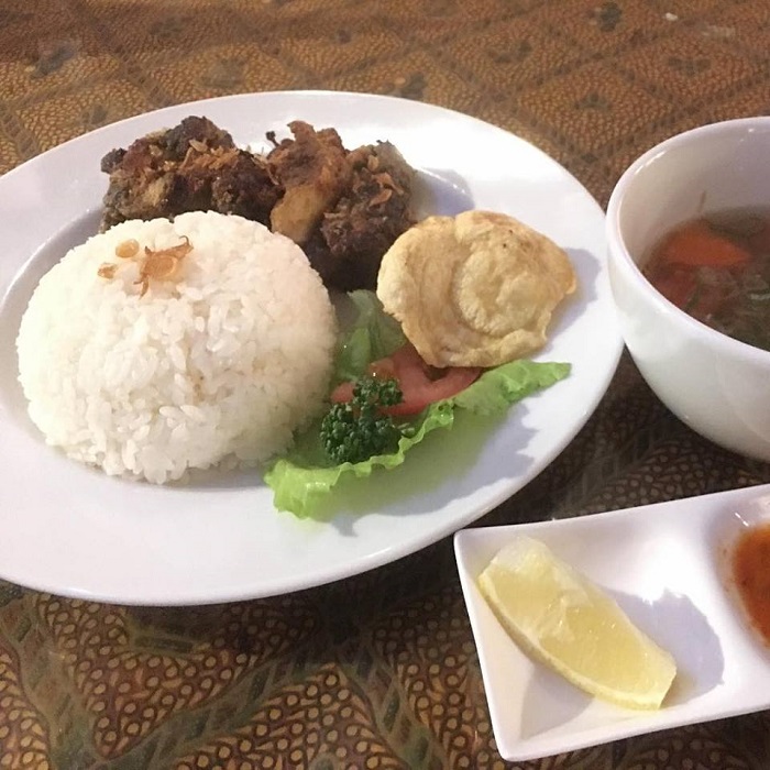 Nasi Ayam
