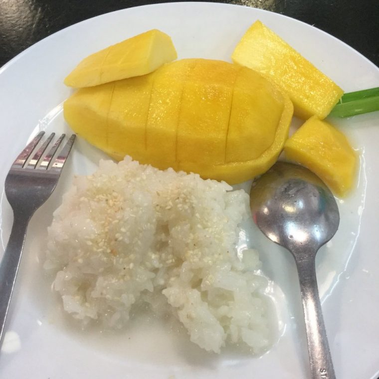 pulut mangga @ waneeda tomyam