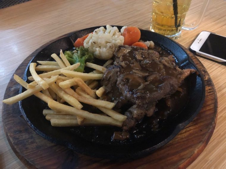 beef sizzling @ the wok chef