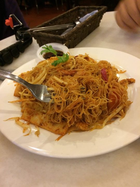 bihun goreng @ hailam kopitiam