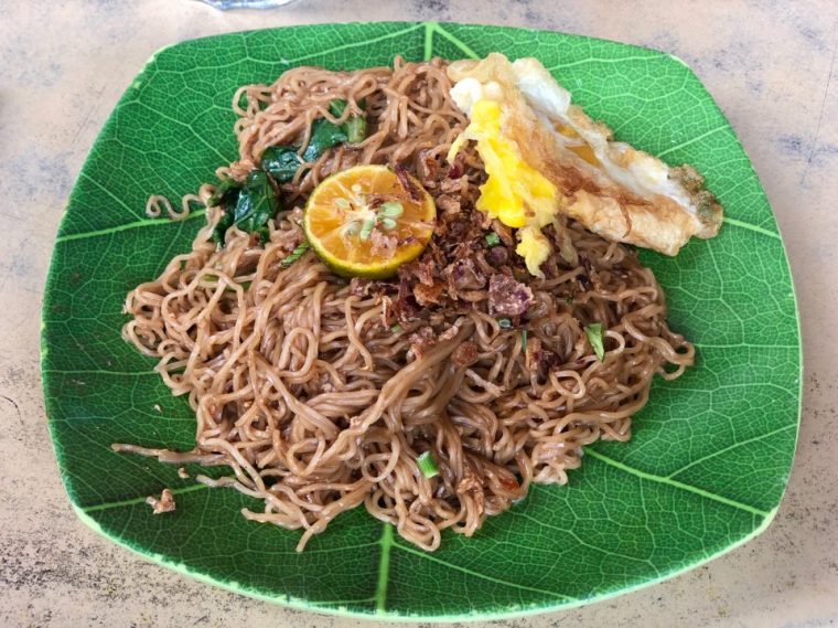 Maggi goreng di Sri Kandi Cafe