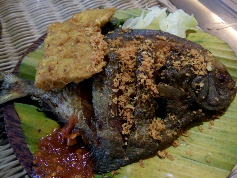 menu @ ria