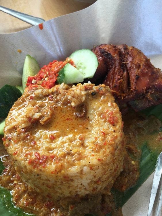 nasi @ cafe che minah nasi kukus ayam dara
