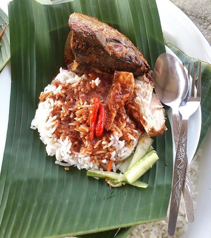 Nasi Dagang Gulai Tongkol