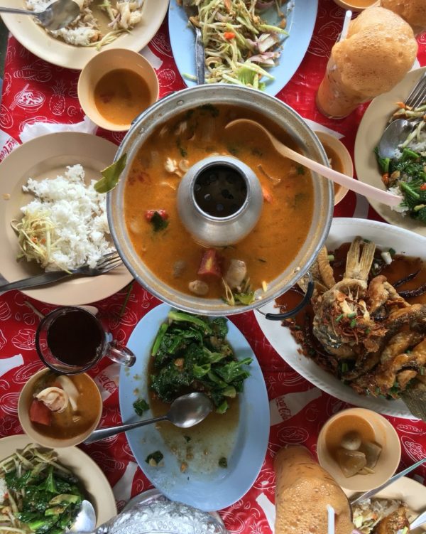 tomyam @ decha