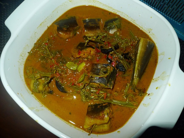 Gulai asam rong