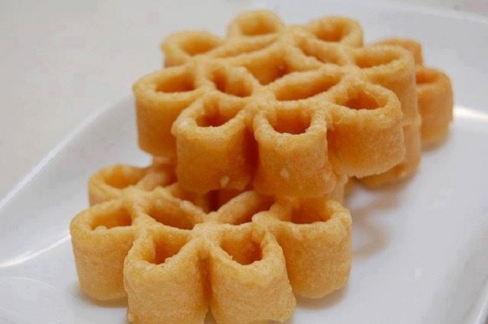 Kuih Loyang