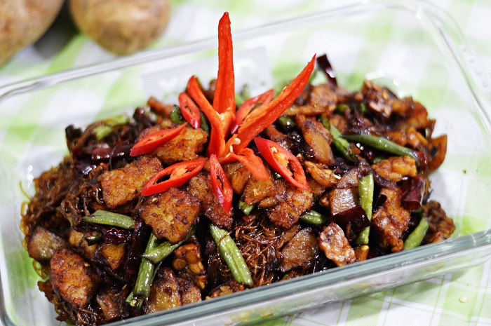 Sambal goreng