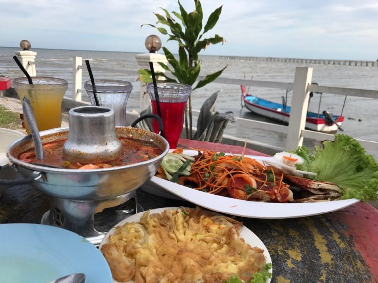 Hidangan seafood di D'Seafood Paradise