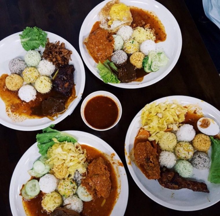Sajian Nasi 7 Benua di Koo Boo Cafe