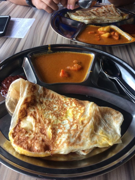 Roti telur di Kafe Warisan Noor