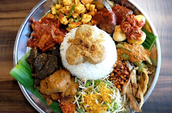 Nasi Ambeng