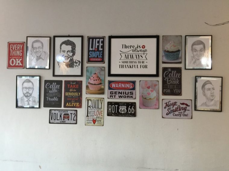 Dekorasi dalaman Ddlicious Bakery & Coffee