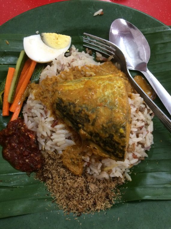 Nasi dagang dari Restaurant Tuu Dok Ko 1488
