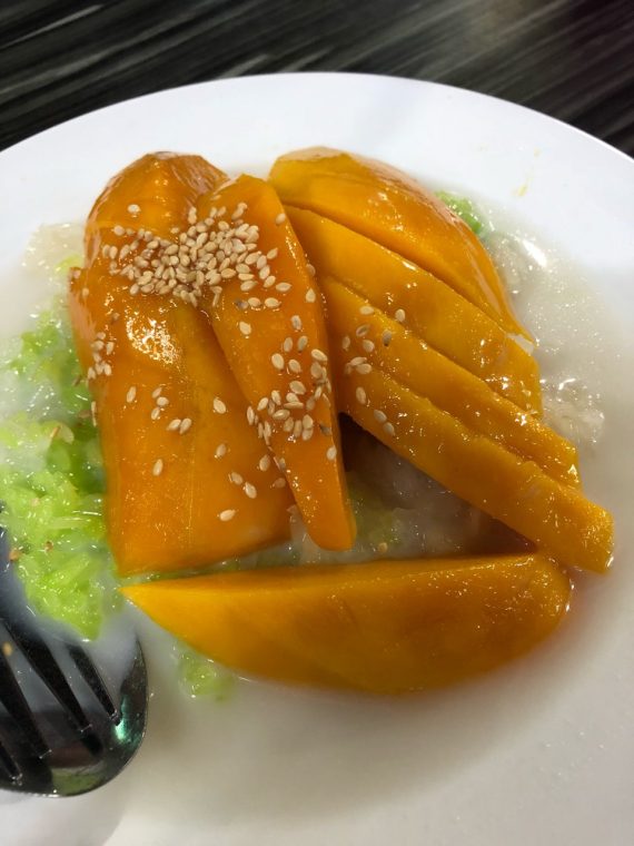 pulut mangga @ suraya seafood kampung baru