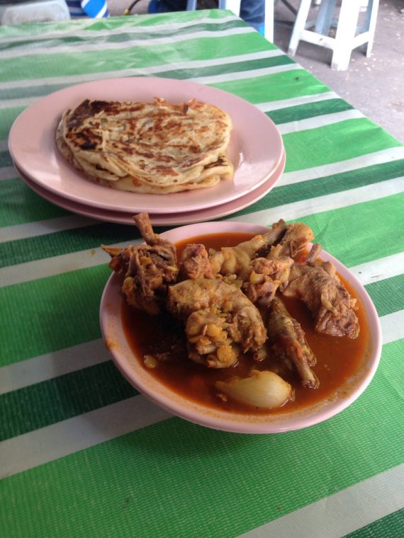 roti canai kari kaki ayam @ gerai pak hassan