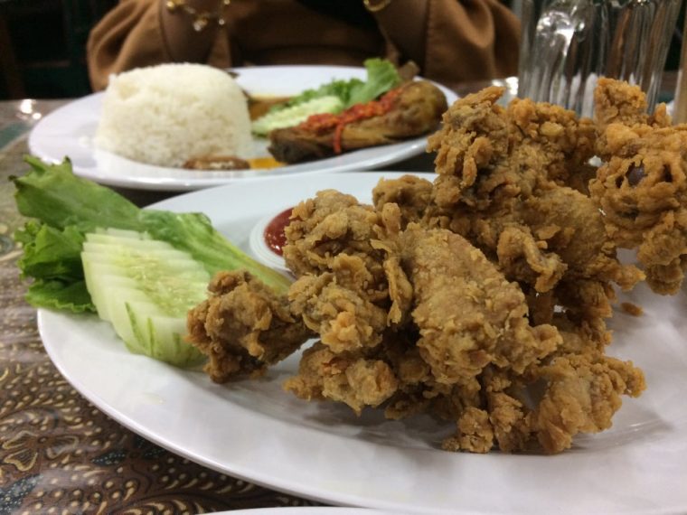 sotong goreng tepung @ wong solo kampung baru