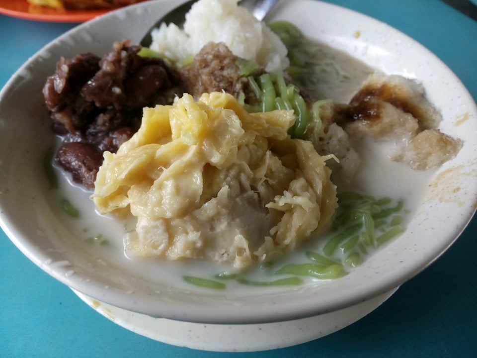 Pelbagai hidangan sedap di tempat makan best sekitar Parit Buntar, Perak.