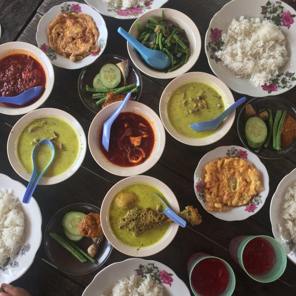 gulai omak den