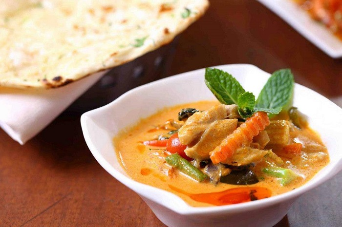 Nan with Curry