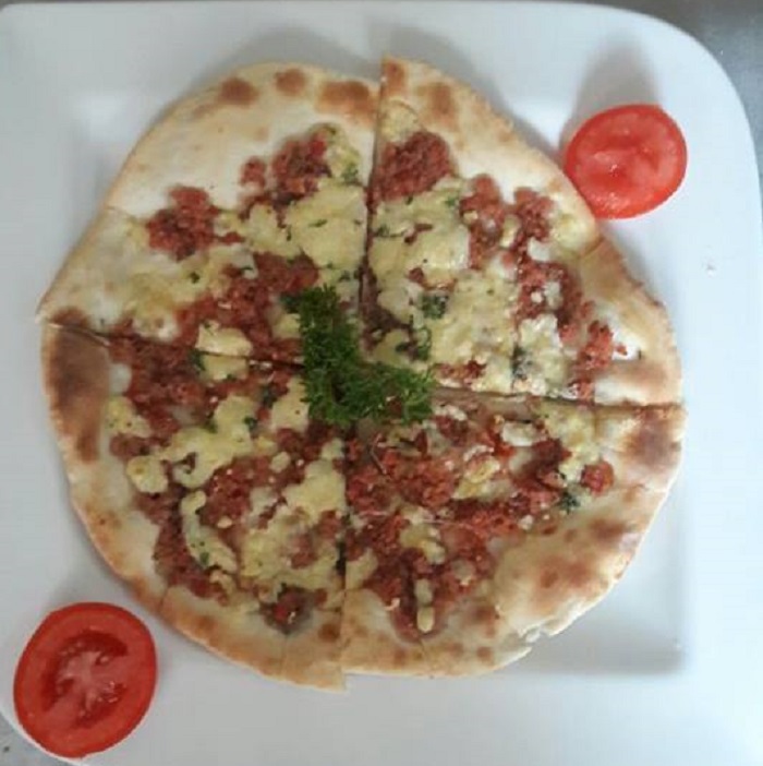 Pizza Hummus