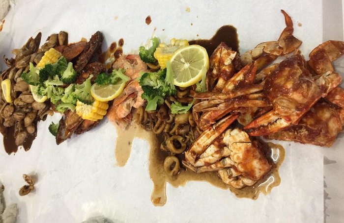 Shell Out Lets Seafood