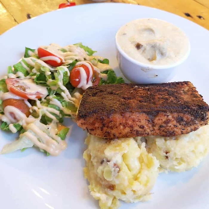 Salmon Nick Gastro