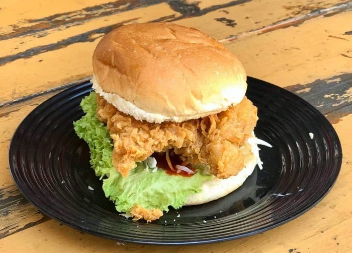Burger Ayam @Dataran Keusahawanan