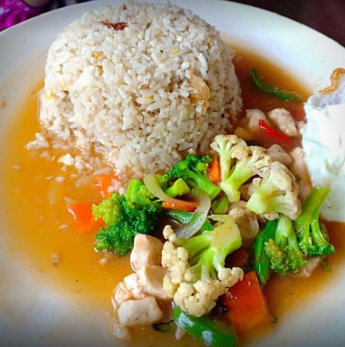 Nasi Goreng @Sungai Lohan Cafe