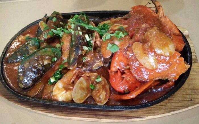 Seafood @Ayam Penyet Bulldozer