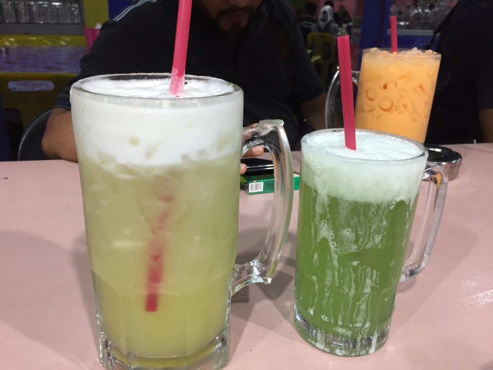 jus buah makanan viral di malaysia