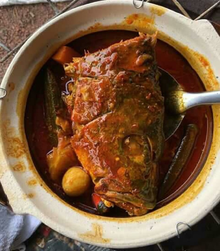 Asam Pedas Kepala Ikan @ Asam Pedas Claypot