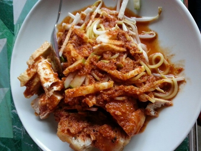 Mee Rojak Warung Mee Kari Abu Samah