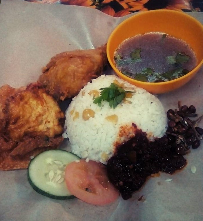 Nasi Ayam @ Aladin Asam Pedas