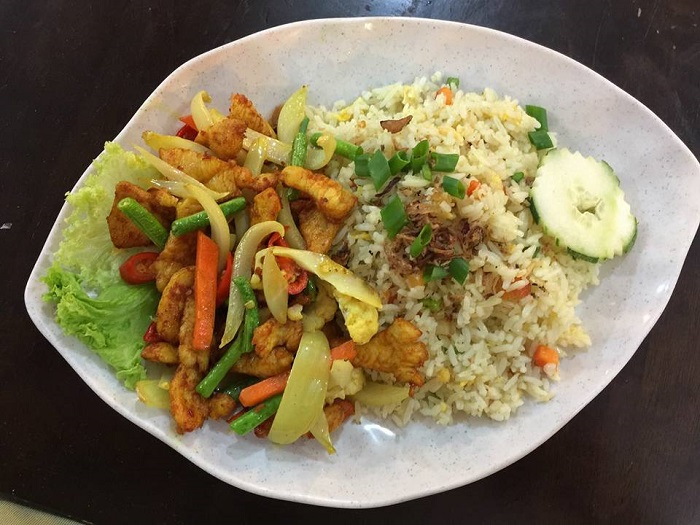 Nasi Goreng @ Lesung Batu Cafe