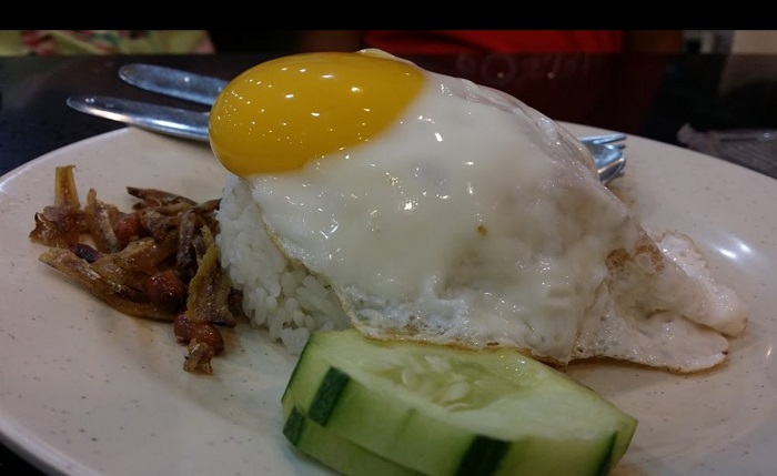 Nasi Lemak @ Restoran Berkath Maju