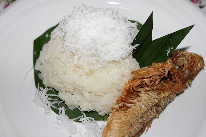 Pulut Kukus @ Restoran Sri Pauh