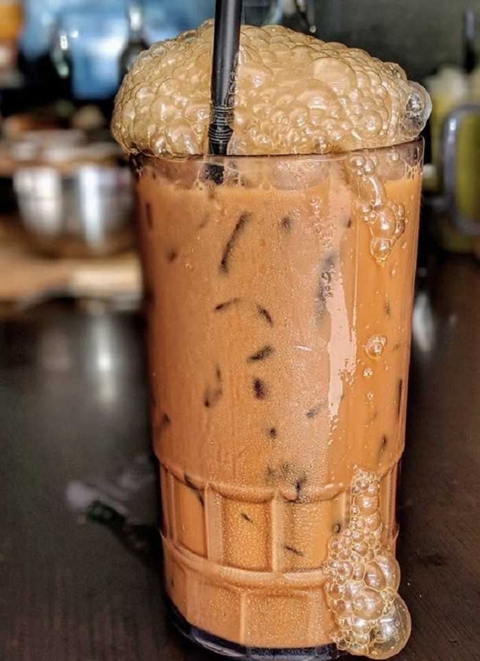 Teh tarik di Penyet House